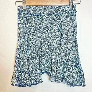 Pinch Women’s Blue and White Floral Printed Flounce Mini Skirt Size Small